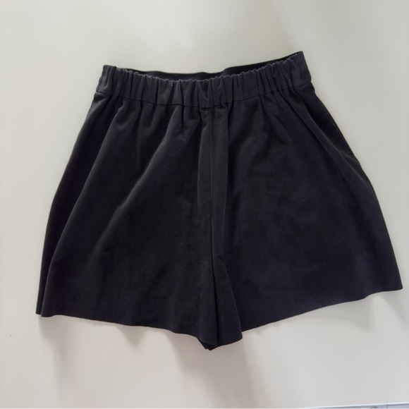 Wilfred High Waist Black Suede Shorts - Picture 2 of 9